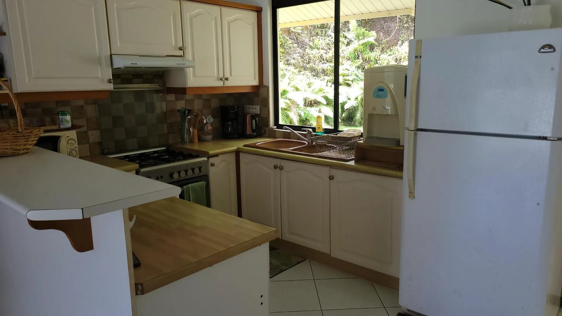 Vanylle Lodge Punaauia
